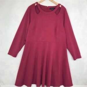 🌺 Maroon ELOQUII Cut-Out A-Line Long Sleeve Dress -
Size 18
